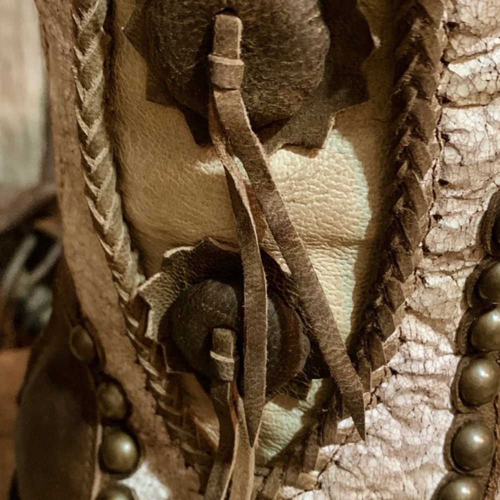 Double D Ranch Old Gringo ~ Size 10 ~ White & Brown Studded Ankle Boots ~ New - Picture 9 of 16